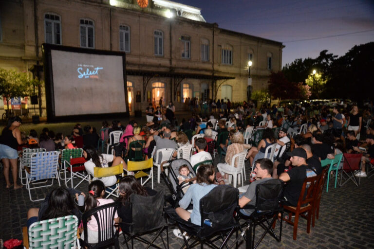 Cine bajo las estrellas: “El gran pez” llega a la pantalla gigante de Meridiano V