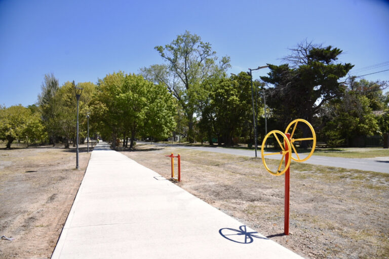 Otro espacio para peatones y ciclistas en el Parque Boveri