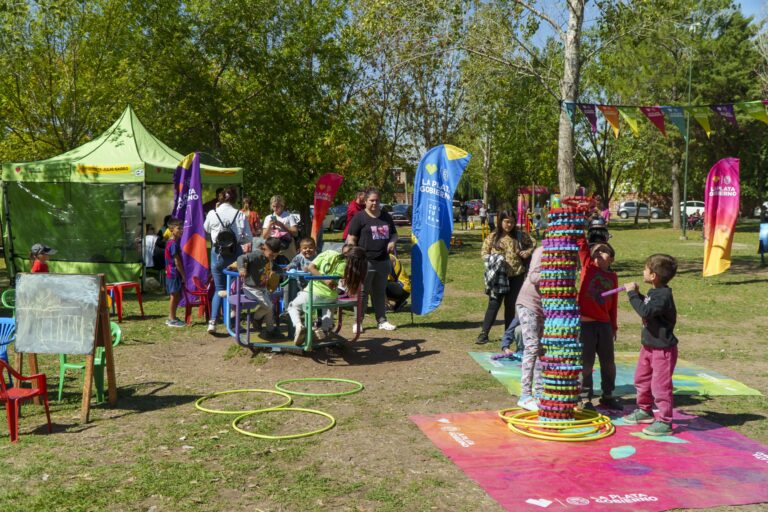 ‘Barrio x Barrio’: chequeos médicos, Eco-Canje y vacunación