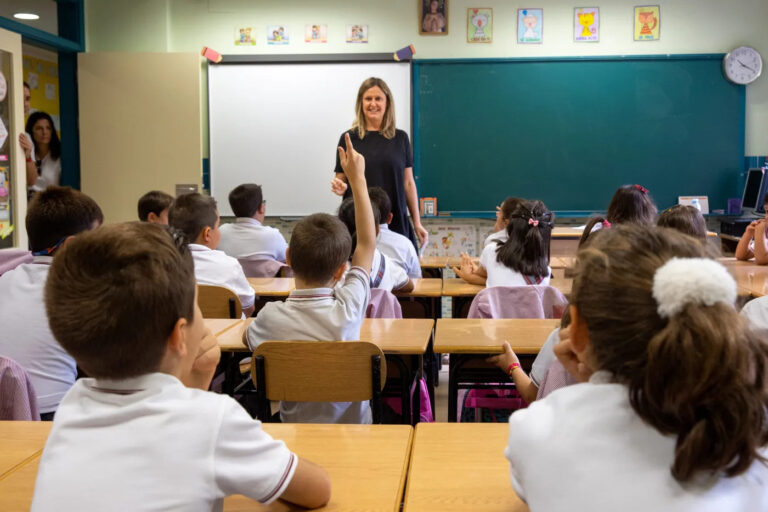 Los colegios privados se preparan para implementar un nuevo aumento en noviembre